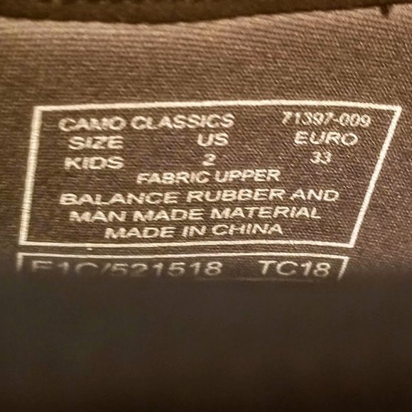 BOGS | Classic Camo Waterproof Rain Snow Boots | Red Heel | Unisex | Size: 2 - Picture 9 of 15